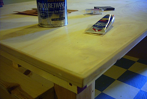 10-edging-filler-sanding.jpg (49912 bytes)