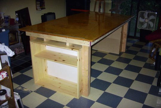 17-viewofshelvesandtable.jpg (36573 bytes)